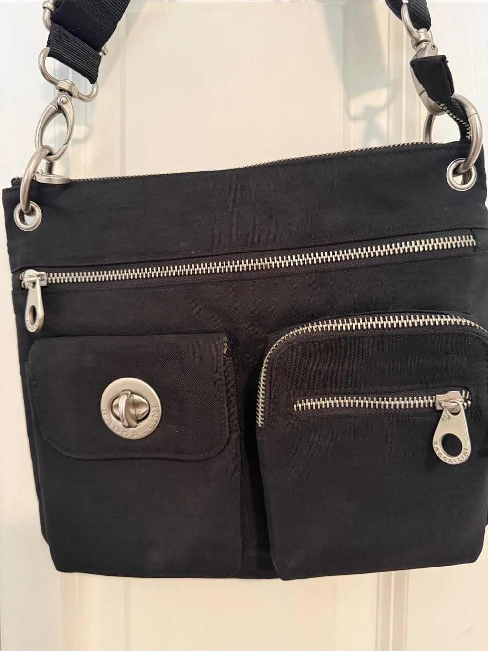 Baggallini Black Crossbody with Front Pockets and Silver Hardware